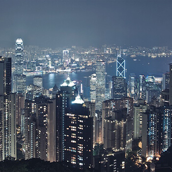 Czy można zamontować klimatyzację w Rybniku w niedzielę handlową? - elektryk